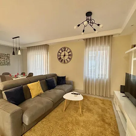 Stylish 2 Bedroom In Apartament Gzira